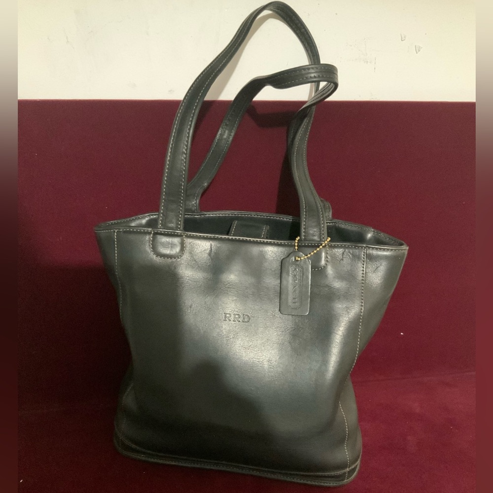 Vtg Coach 9305 Black Leather Bleecker Shoulder Bag with initials. Sold as is.